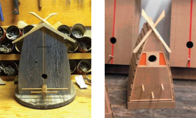 2 birdhouses